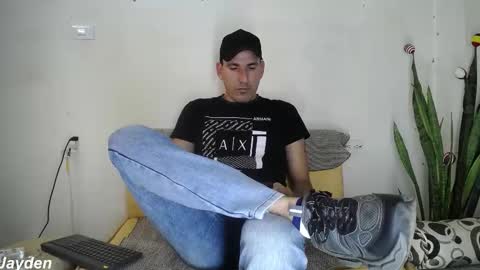 Jacob And Jayden online show from 11/08/25, 07:01