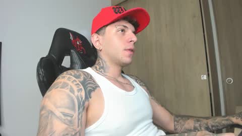 Snapshot of jacobb116 chatting on 10/01/25, 12:16 jacobb116 online show from 10/01/25, 12:16