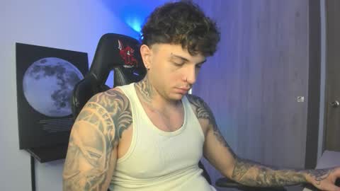 Snapshot of jacobb116 chatting on 10/28/25, 12:03 jacobb116 online show from 10/28/25, 12:03