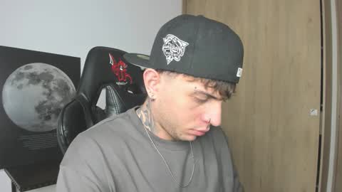 Snapshot of jacobb116 chatting on 11/08/25, 01:28 jacobb116 online show from 11/08/25, 01:28