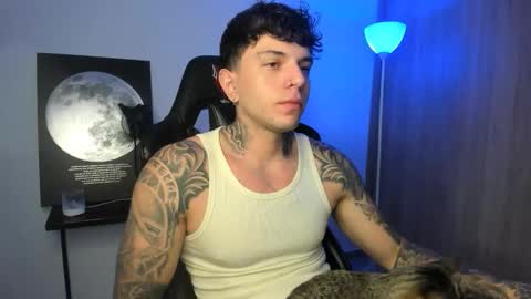 Snapshot of jacobb116 chatting on 12/20/25, 01:12 jacobb116 online show from 12/20/25, 01:12