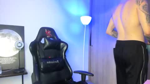 jacobb116 online show from 12/23/25, 01:03