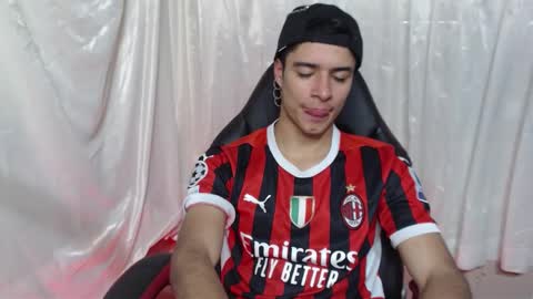 Jacobbakerr online show from 12/01/25, 06:02