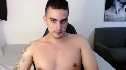 Snapshot of jacobjobs1 chatting on 02/21/25, 09:24 jacobjobs1 online show from 02/21/25, 09:24