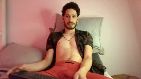 Snapshot of jacobmurphy2103 chatting on 10/30/25, 03:02 JACOB ROBIN online show from 10/30/25, 03:02