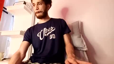 Snapshot of jacobmurphy2103 chatting on 11/18/25, 07:51 JACOB ROBIN online show from 11/18/25, 07:51