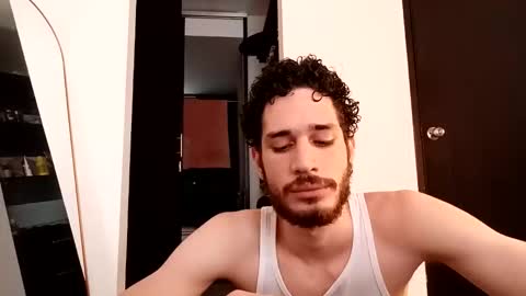 Snapshot of jacobmurphy2103 chatting on 12/02/25, 03:18 JACOB ROBIN online show from 12/02/25, 03:18