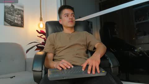 JACOB STONES online show from 02/23/25, 07:33