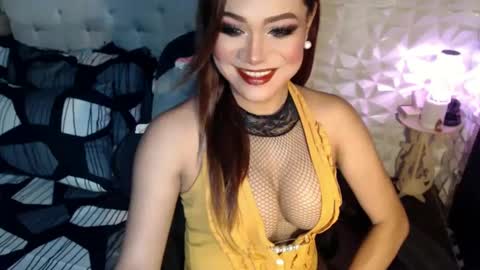 Snapshot of jacque_cole chatting on 12/22/24, 01:34 Jacque online show from 12/22/24, 01:34
