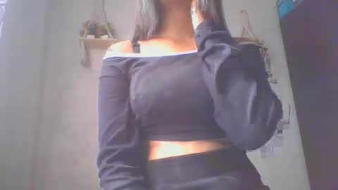 jacqueline_fernandez online show from 01/20/25, 07:15