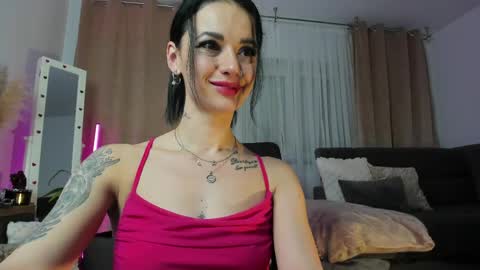 Jacqueline online show from 05/17/26, 01:58