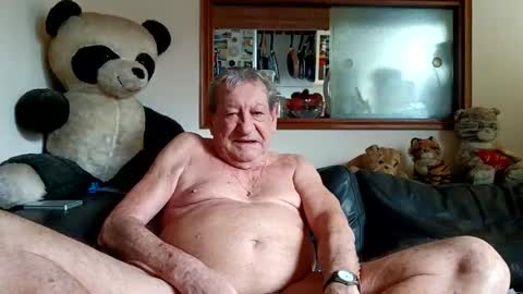 Snapshot of jacques_de_france chatting on 05/16/26, 11:53 Jacques online show from 05/16/26, 11:53