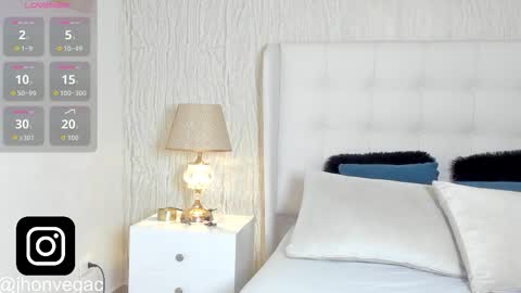 Snapshot of jacub_micke chatting on 10/23/25, 01:27 Jacub online show from 10/23/25, 01:27