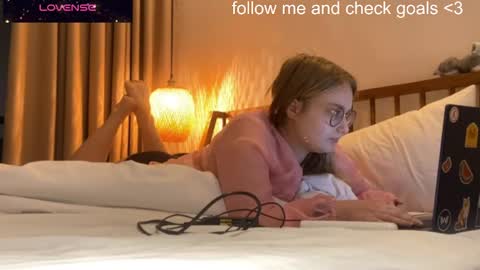 jacywinslat online show from 12/14/25, 11:04