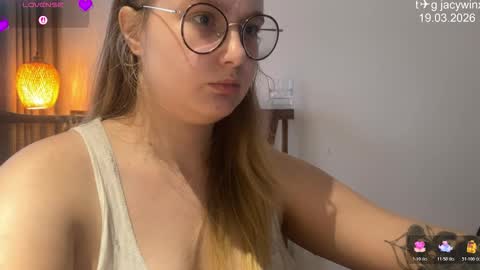 Snapshot of jacywinslat chatting on 03/19/26, 11:03 jacywinslat online show from 03/19/26, 11:03
