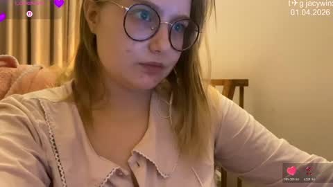 Snapshot of jacywinslat chatting on 04/01/26, 02:25 jacywinslat online show from 04/01/26, 02:25