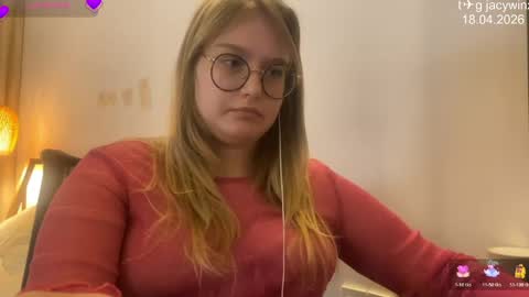 Snapshot of jacywinslat chatting on 04/18/26, 05:06 jacywinslat online show from 04/18/26, 05:06