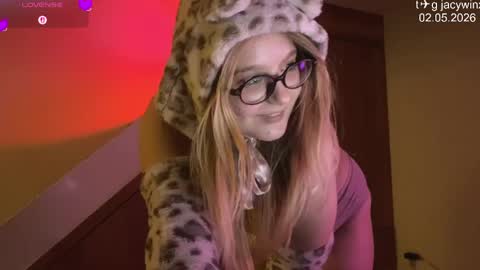 Snapshot of jacywinslat chatting on 05/02/26, 02:33 jacywinslat online show from 05/02/26, 02:33