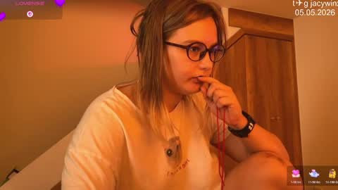 Snapshot of jacywinslat chatting on 05/05/26, 08:44 jacywinslat online show from 05/05/26, 08:44