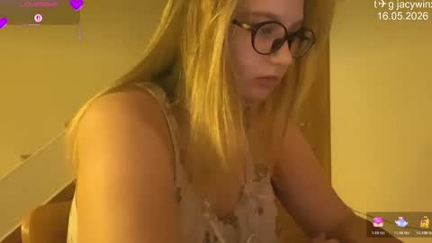 Snapshot of jacywinslat chatting on 05/16/26, 10:36 jacywinslat online show from 05/16/26, 10:36