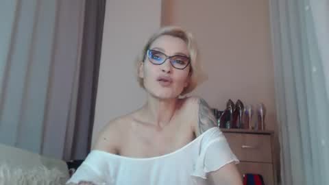 Jada online show from 06/25/26, 06:34