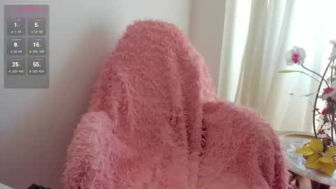 Jade online show from 06/17/26, 08:28