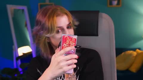 Snapshot of jade_castle chatting on 02/05/25, 02:08 jade_castle online show from 02/05/25, 02:08