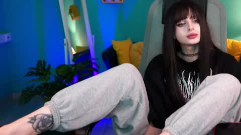 Snapshot of jade_castle chatting on 02/23/25, 08:28 jade_castle online show from 02/23/25, 08:28