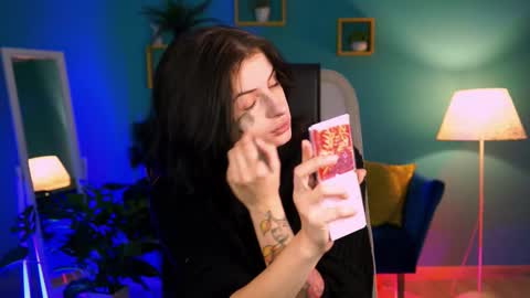 Snapshot of jade_castle chatting on 12/19/25, 03:24 jade_castle online show from 12/19/25, 03:24