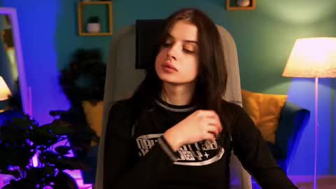 jade_castle online show from 02/03/26, 04:34