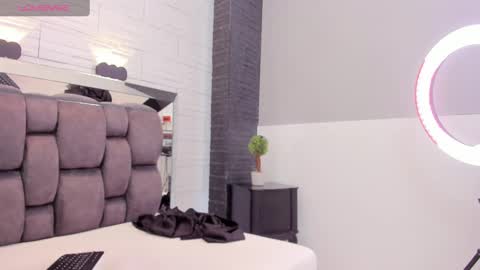  JADE  online show from 03/11/25, 10:31