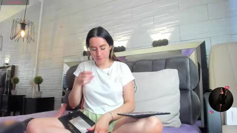  JADE  online show from 11/29/25, 06:55