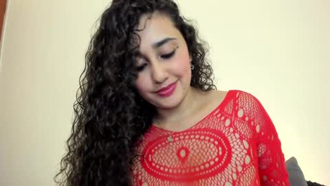 Snapshot of jade_james chatting on 12/13/24, 01:37 Mady online show from 12/13/24, 01:37