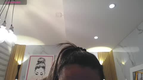 Jade  online show from 12/22/25, 03:25