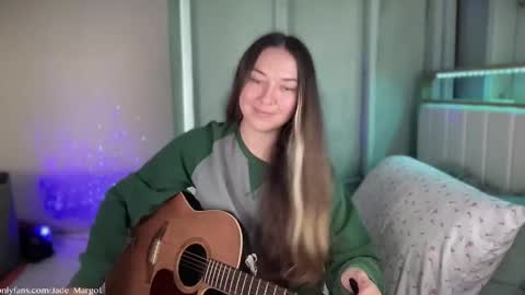 Jade Margot online show from 11/18/25, 10:03