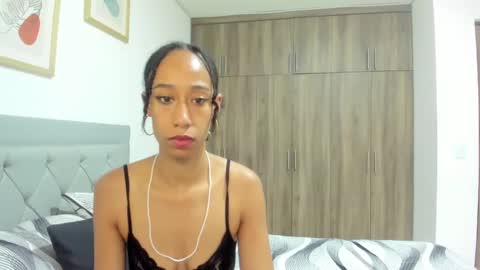 Snapshot of jade_obi chatting on 09/15/25, 02:50 Jade smile online show from 09/15/25, 02:50