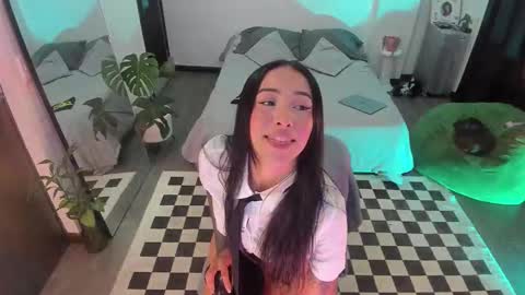 Snapshot of jade_porn chatting on 11/21/25, 10:36 Jade independent model online show from 11/21/25, 10:36