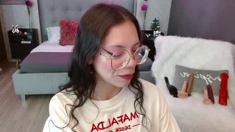 JADE online show from 01/04/25, 08:37
