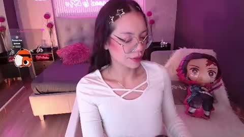 Snapshot of jade_storm_ chatting on 07/17/26, 09:41 JADE online show from 07/17/26, 09:41