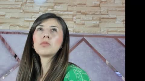 jade white  online show from 02/16/26, 01:51