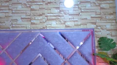 jade white  online show from 03/02/26, 01:18