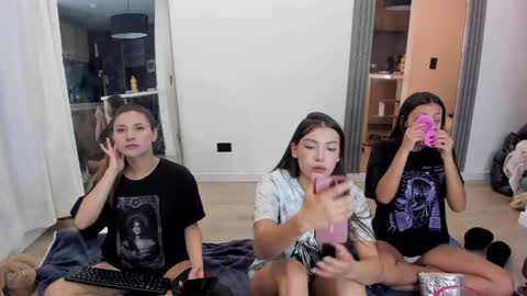 Snapshot of jade_ws chatting on 03/07/25, 05:40 Jade online show from 03/07/25, 05:40