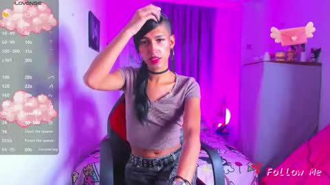 Snapshot of jadebenett chatting on 11/11/25, 01:27 Jade Benett online show from 11/11/25, 01:27