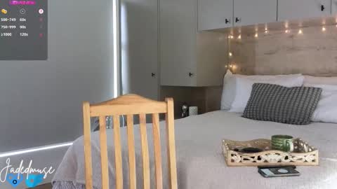 Jade online show from 03/07/26, 09:17