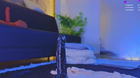 jadee__ online show from 02/20/26, 06:26