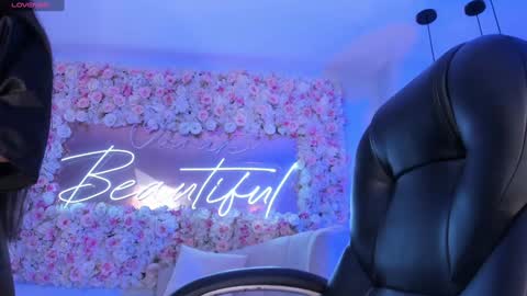 Snapshot of jadeevansx chatting on 12/30/24, 09:08 JADE EVANS online show from 12/30/24, 09:08