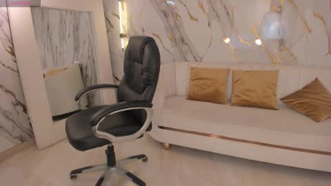 Snapshot of jadeevansx chatting on 09/23/25, 11:13 JADE EVANS online show from 09/23/25, 11:13