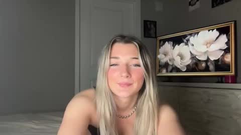 Jade james online show from 03/25/26, 02:17