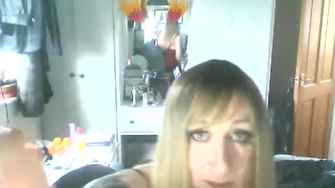 Snapshot of jadeladyboyminx chatting on 02/20/25, 11:53 Jademinx online show from 02/20/25, 11:53