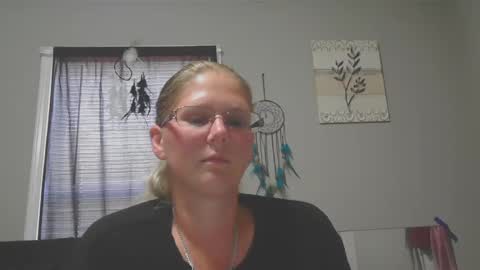 Snapshot of jadeluv chatting on 09/27/25, 08:36 JadeLuv online show from 09/27/25, 08:36